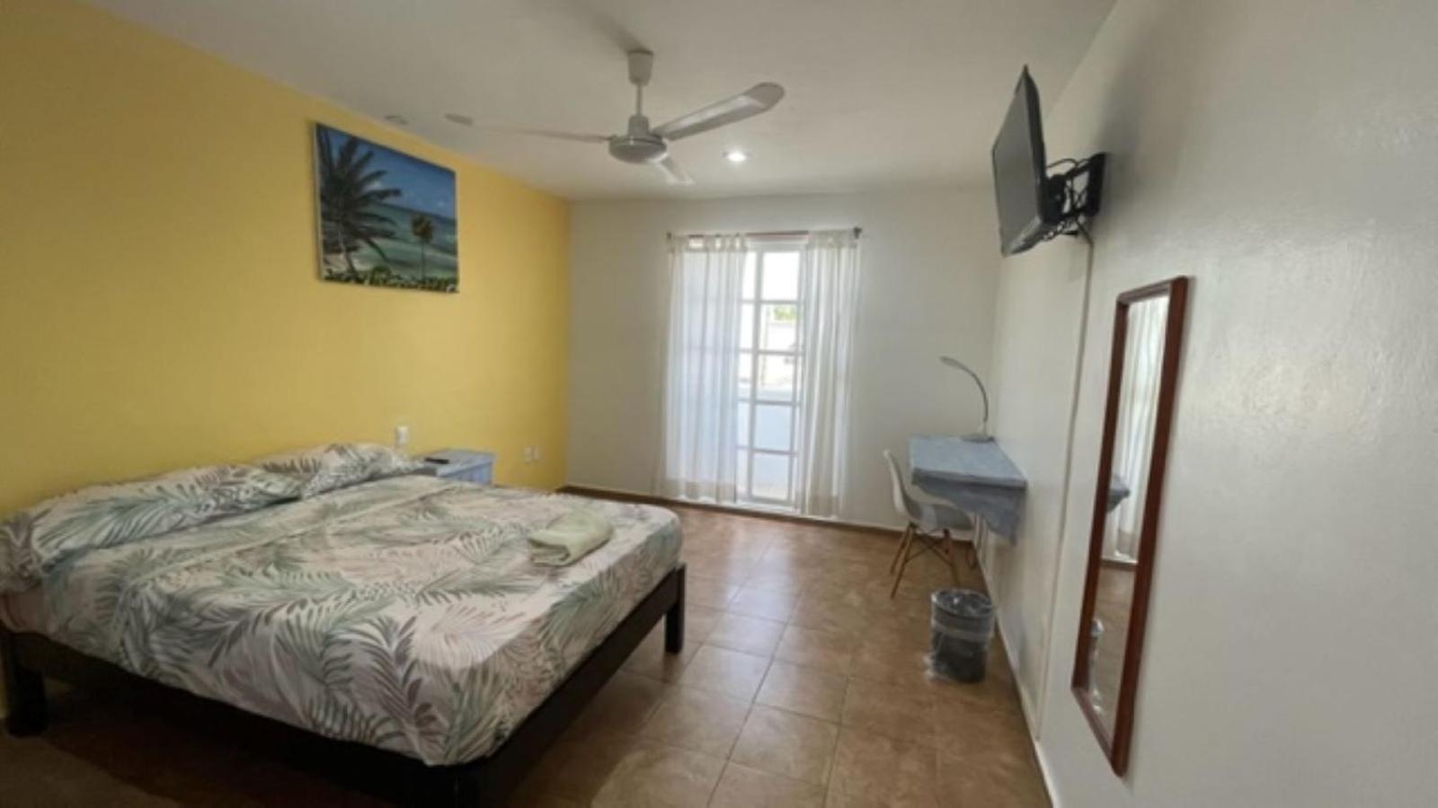 International House 2* Playa del Carmen